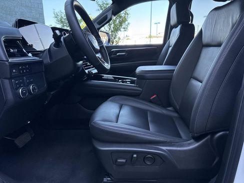 Used 2025 Chevrolet Tahoe LT AWD/4WD image 20