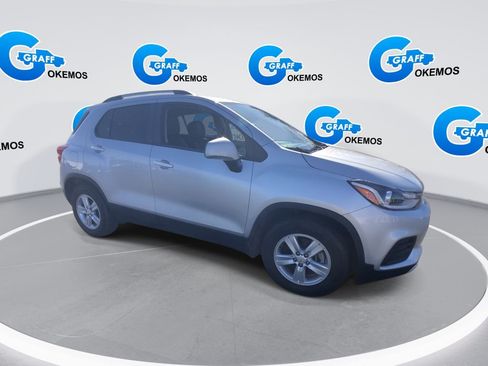 Used 2021 Chevrolet Trax LT FWD image 1
