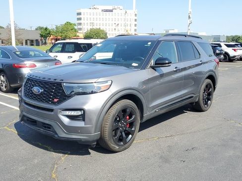 Used 2023 Ford Explorer ST w/ Equipment Group 401A AWD/4WD image 2