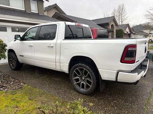 Used 2019 RAM 1500 Sport w/ Level 2 Equipment Group AWD/4WD image 2