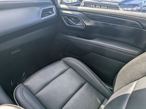 Used 2024 GMC Yukon SLT image 14