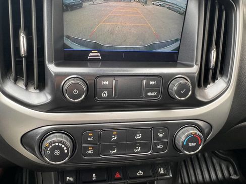 Used 2022 Chevrolet Colorado LT w/ Fleet Safety Package RWD image 20