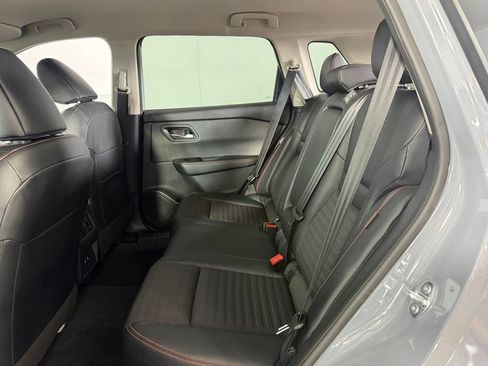 Used 2026 Nissan Rogue SV AWD/4WD image 24
