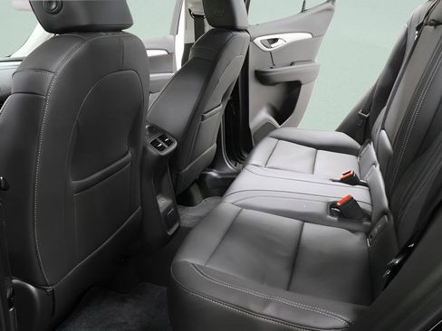 Used 2024 Buick Envision Avenir image 29