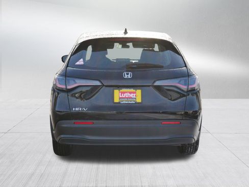 Certified 2023 Honda HR-V LX image 6