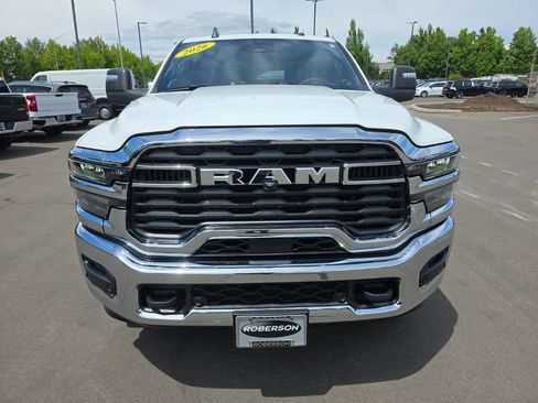 Used 2026 RAM 2500 Big Horn AWD/4WD image 9