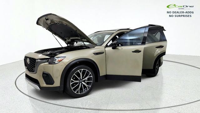 Used 2025 MAZDA CX-70 Plug-In Hybrid w/ Premium Plus AWD/4WD image 14