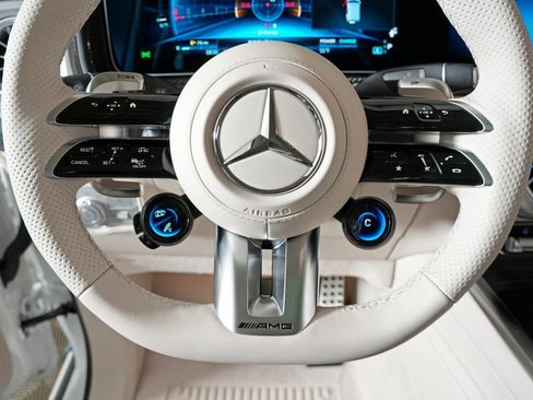 New 2026 Mercedes-Benz G 63 AMG 4MATIC image 16