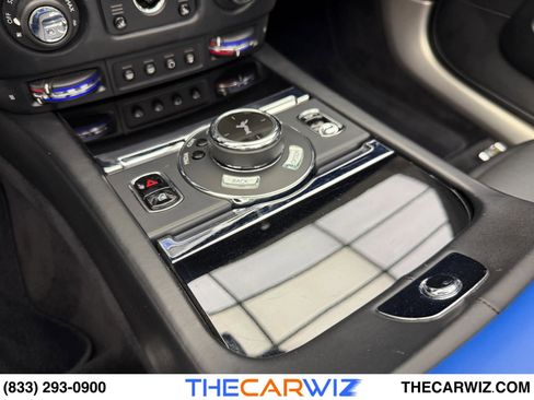 Used 2019 Rolls-Royce Dawn image 38