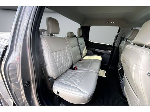 Used 2022 Ford F150 Lightning XLT AWD/4WD image 40
