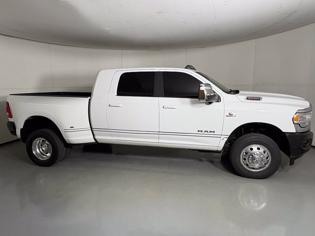 Used 2024 RAM 3500 Laramie w/ Towing Technology Group AWD/4WD image 9