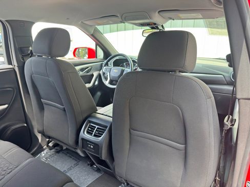 Used 2020 Chevrolet Blazer LT FWD image 32