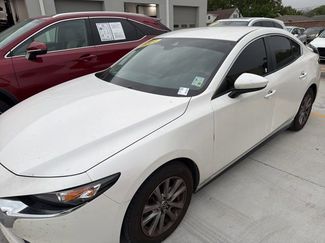 Used 2021 MAZDA MAZDA3 s video 1