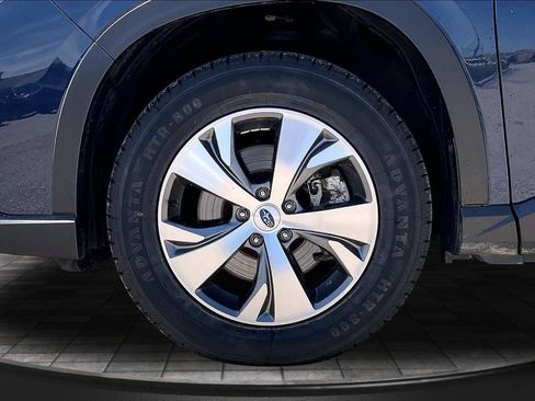 Certified 2024 Subaru Ascent Premium w/ Convenience Package AWD/4WD image 8