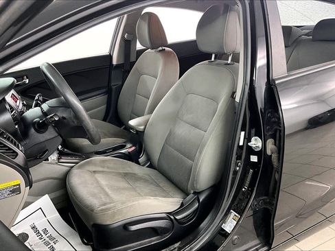 Used 2016 Kia Forte LX image 21