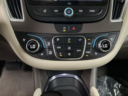 Certified 2024 Chevrolet Malibu LT image 18