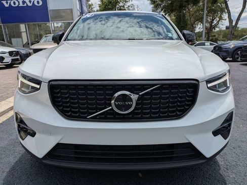 Certified 2024 Volvo XC40 B5 Plus w/ Protection Package Premier AWD/4WD image 9