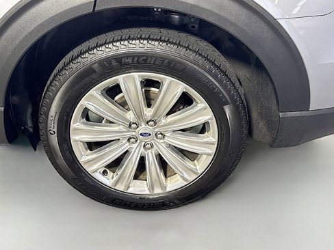Used 2022 Ford Explorer Limited w/ Equipment Group 301A image 34