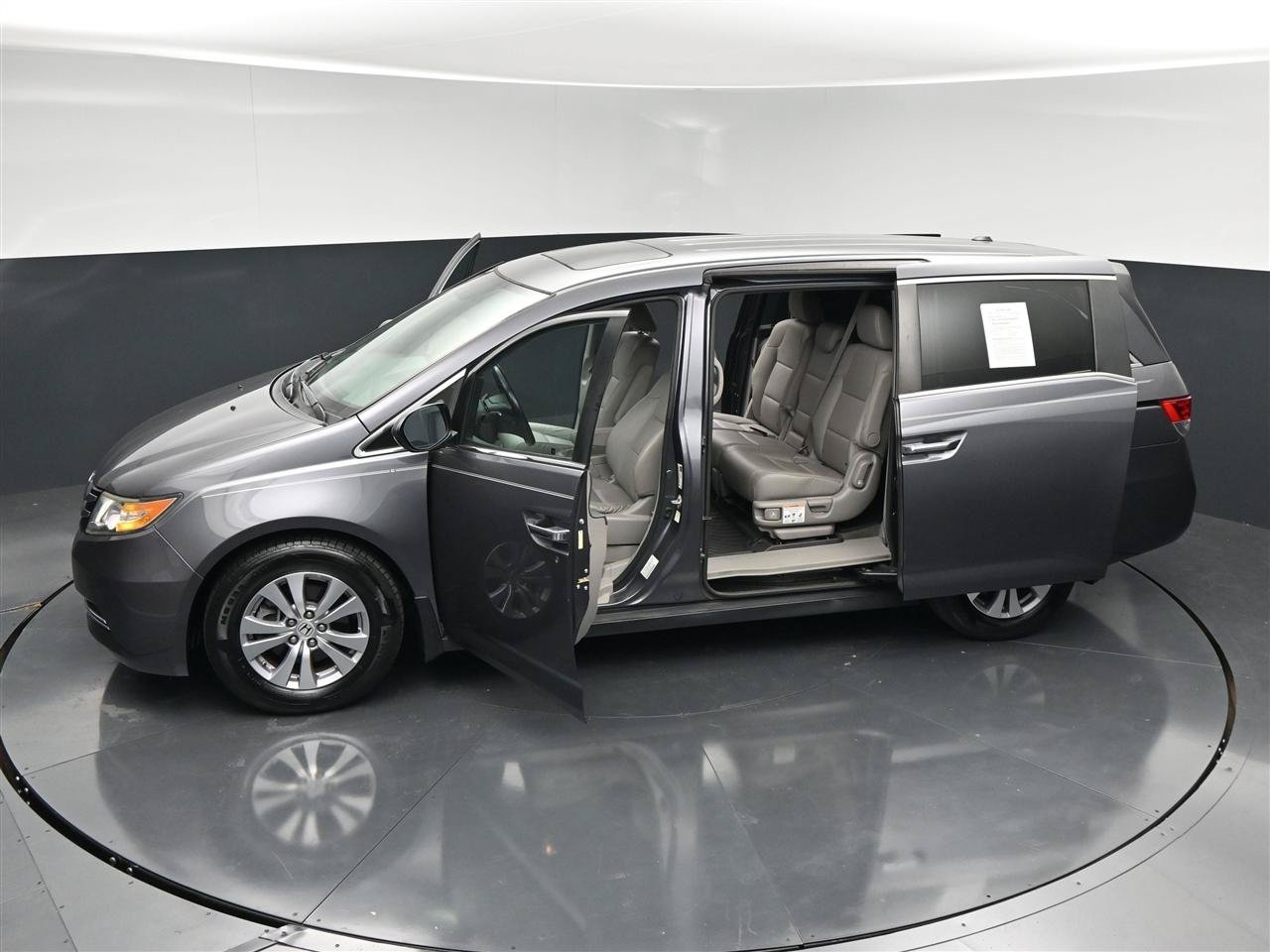 Used 2017 Honda Odyssey EX-L image 37