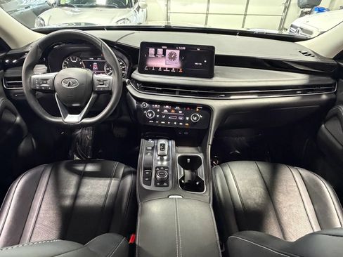 Used 2024 INFINITI QX60 Pure AWD/4WD image 2