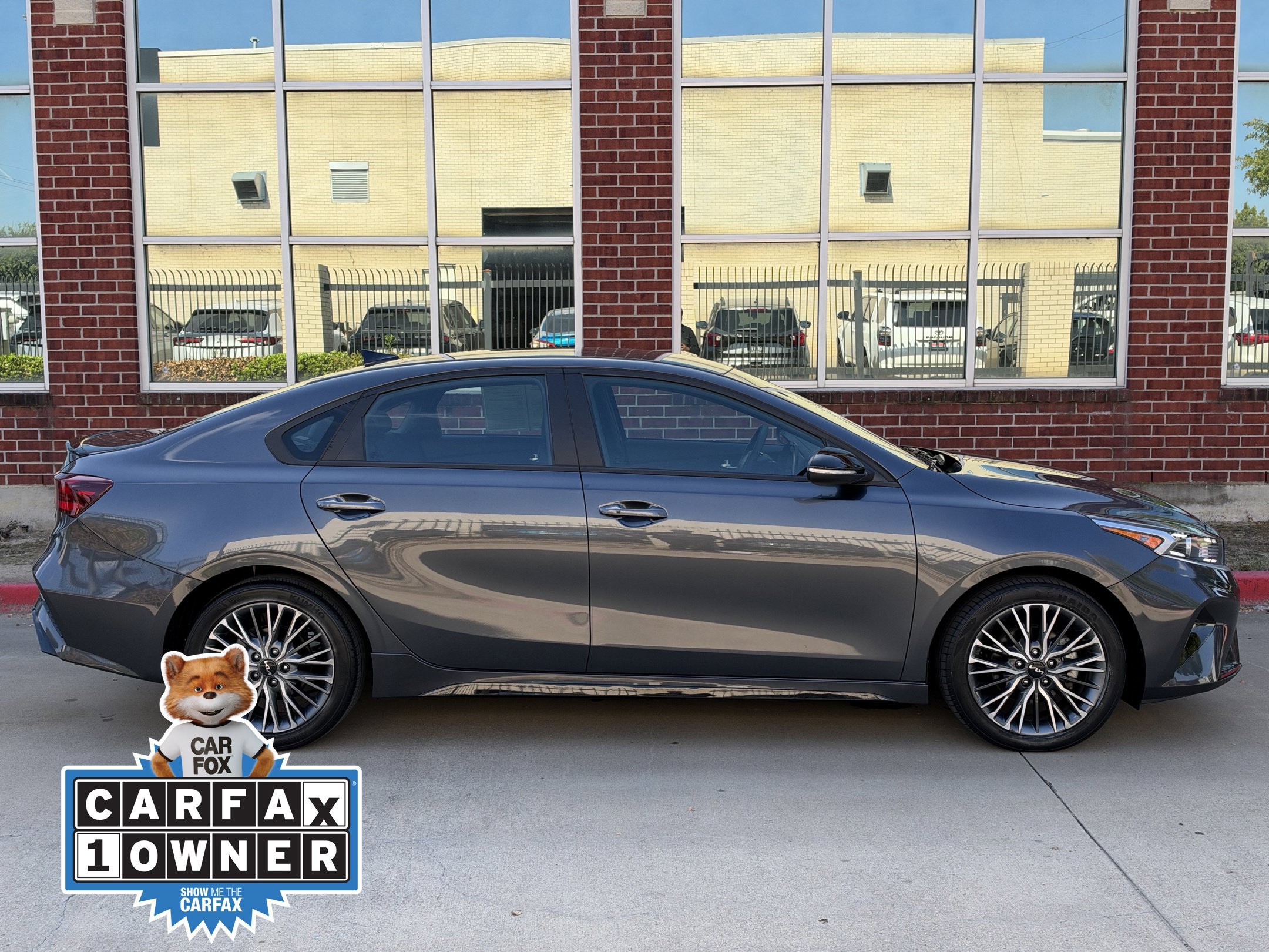 Used 2023 Kia Forte GT-Line FWD image 4