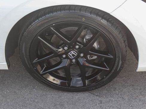 Used 2024 Honda Civic Sport image 14