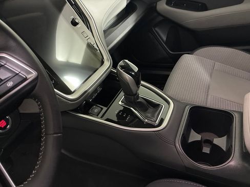 Used 2025 Subaru Outback Premium w/ Popular Package #1A image 20