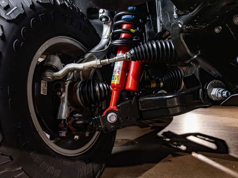 Used 2025 Toyota Tacoma TRD Off-Road image 12