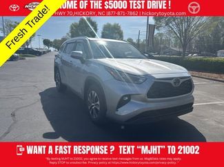Used 2025 Toyota Highlander XLE video 1