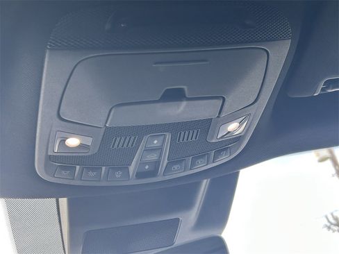 Used 2021 Lincoln Navigator Reserve w/ Luxury Package image 21