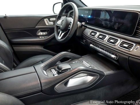 Used 2020 Mercedes-Benz GLS 450 4MATIC image 37