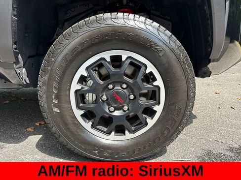 Used 2025 Toyota Tacoma TRD Off-Road AWD/4WD image 13