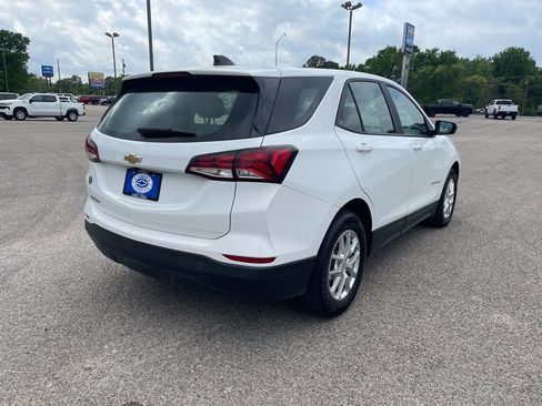 Used 2022 Chevrolet Equinox LS image 5