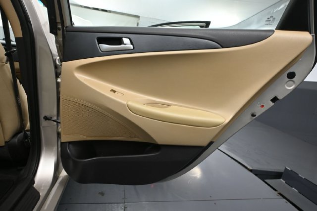 Used 2011 Hyundai Sonata GLS FWD image 31