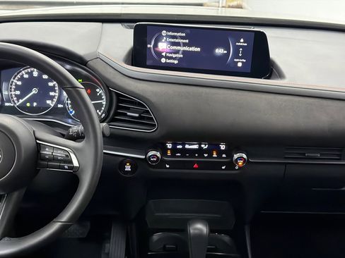Used 2025 MAZDA CX-30 Carbon image 19
