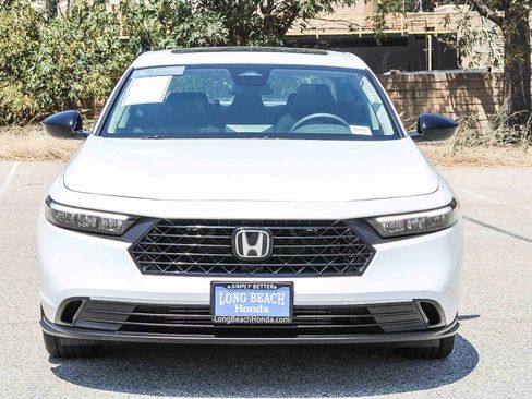 Used 2025 Honda Accord SE image 2