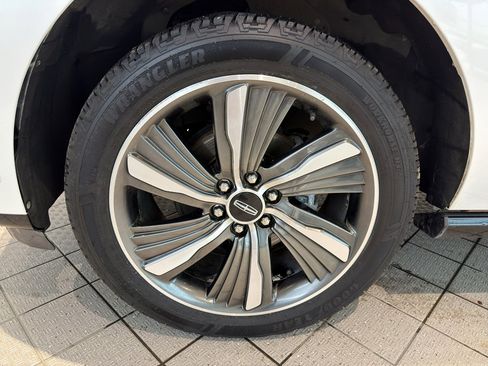 Used 2019 Lincoln Navigator Black Label image 9