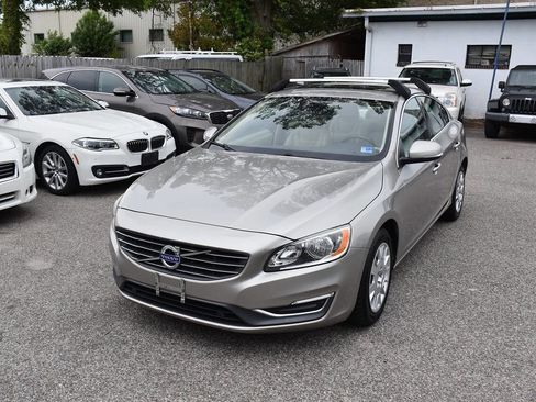 Used 2015 Volvo S60 T5 Premier FWD image 1