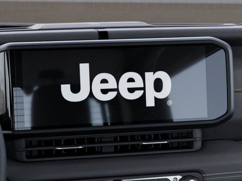 New 2026 Jeep Wrangler Unlimited Sahara AWD/4WD image 10