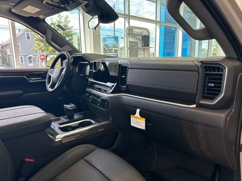 New 2026 Chevrolet Silverado 1500 RST AWD/4WD image 18