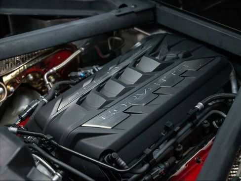 Used 2020 Chevrolet Corvette Stingray Premium Cpe w/ 3LT Preferred Equipment Group image 10