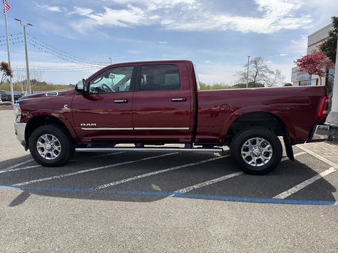 Used 2020 RAM 2500 Laramie image 9