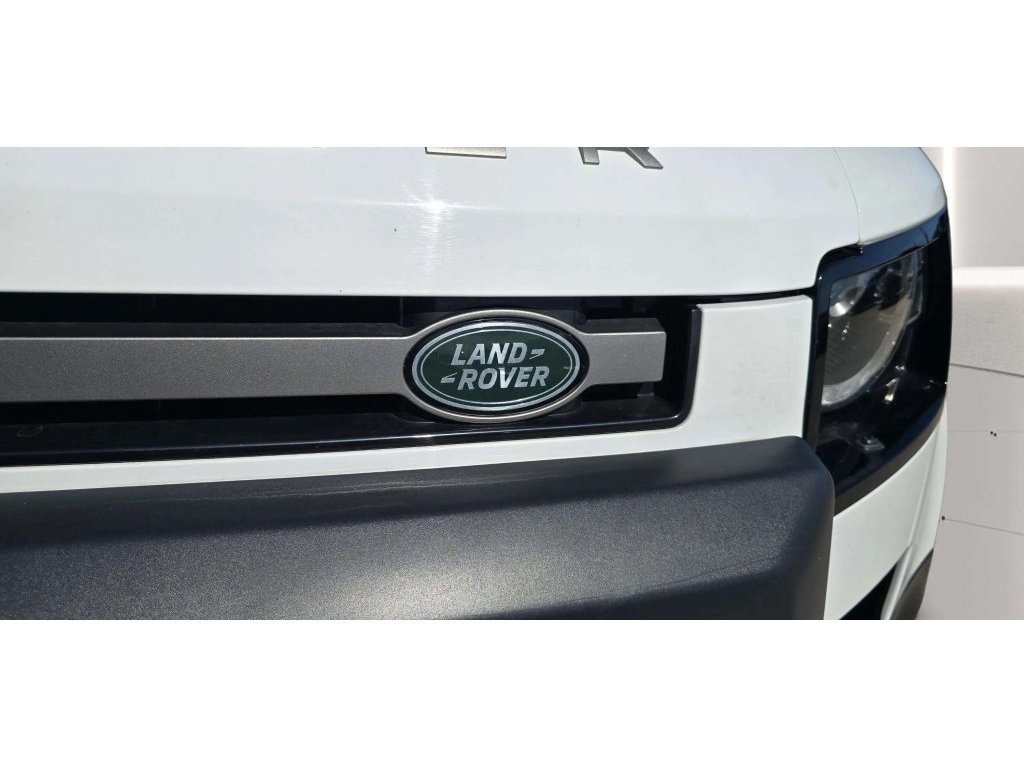 Used 2021 Land Rover Defender 110 X-Dynamic SE AWD/4WD image 47