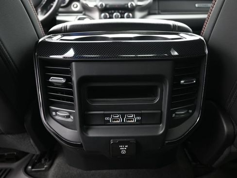 Used 2022 RAM 1500 Big Horn w/ Built-to-serve Edition AWD/4WD image 17