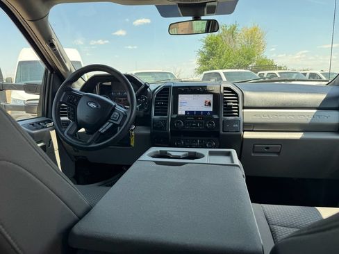 Used 2020 Ford F250 XLT w/ XLT Value Package AWD/4WD image 23