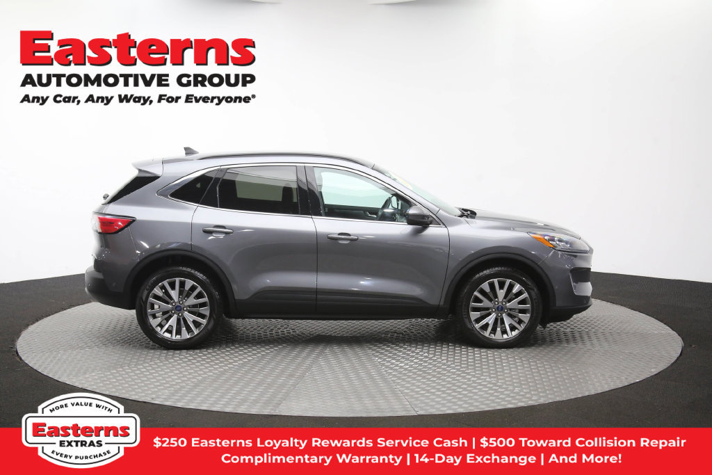 Used 2021 Ford Escape Titanium AWD/4WD image 47