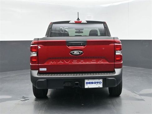 New 2025 Ford Maverick XLT w/ Black Appearance Package image 7