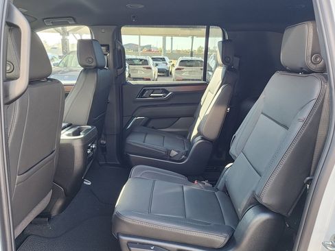 New 2026 GMC Yukon XL Denali image 48