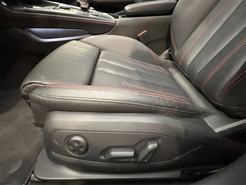 Used 2018 Audi A4 2.0T Premium Plus w/ Premium Plus Package image 10