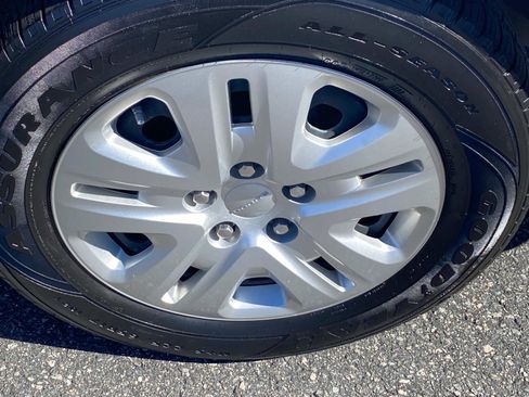 Used 2019 Dodge Grand Caravan SE image 20